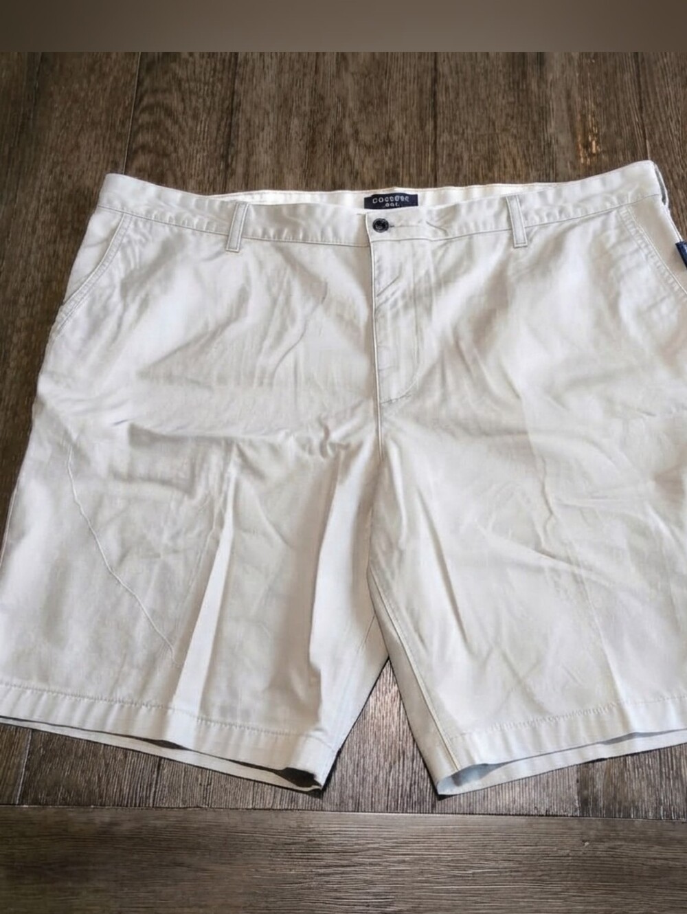 Dockers Mens Beige Chino Shorts Flat Front 10.5" Inseam Cotton Pockets size 44